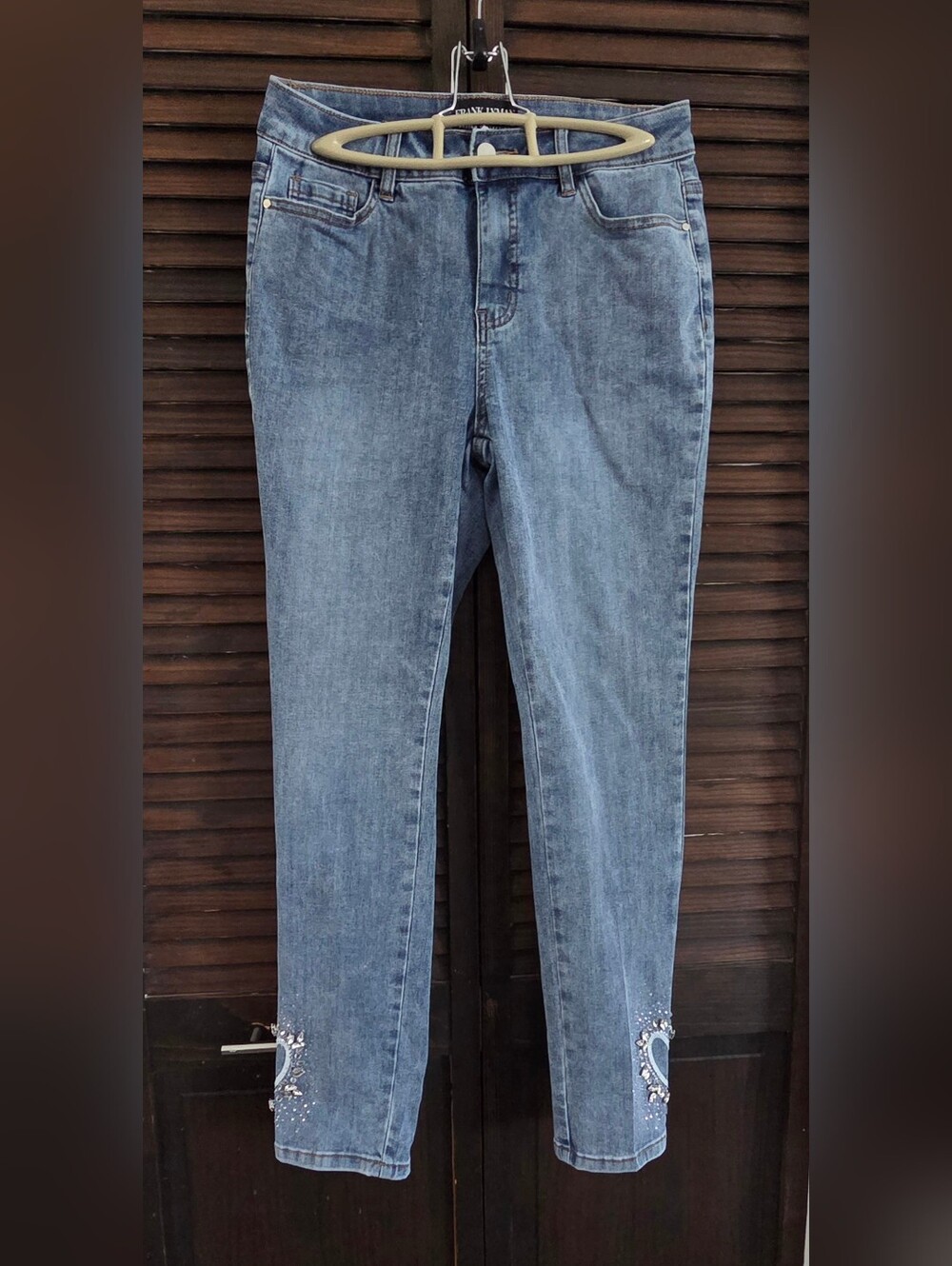 Frank Lyman Montral Jeans In Medium.